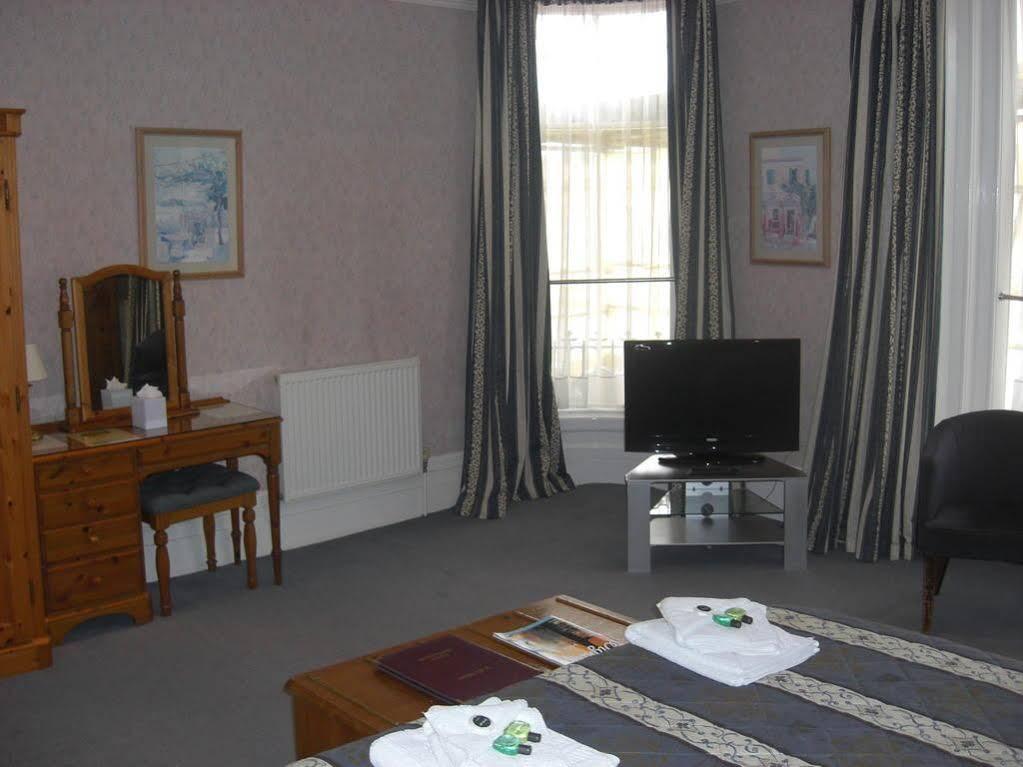 Yelf's Hotel Ryde  Buitenkant foto